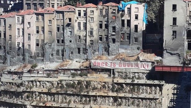 Foto - 'Vatandaşın en büyük problemi ne?' diye soruldu! Anketten çıkan sonuç dikkat çekti