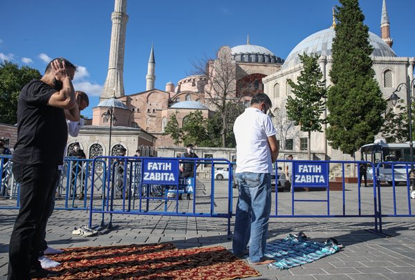 Foto - Vatandaşlar akın akın Ayasofya Camii'ne gidiyor