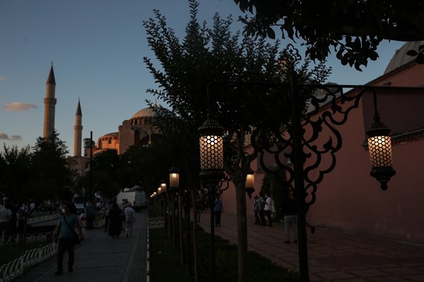 Foto - Vatandaşlar akın akın Ayasofya Camii'ne gidiyor