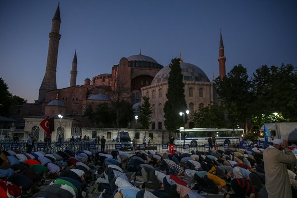 Foto - Vatandaşlar akın akın Ayasofya Camii'ne gidiyor