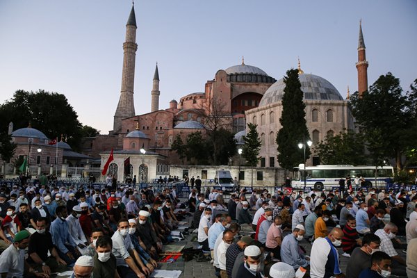 Foto - Vatandaşlar akın akın Ayasofya Camii'ne gidiyor