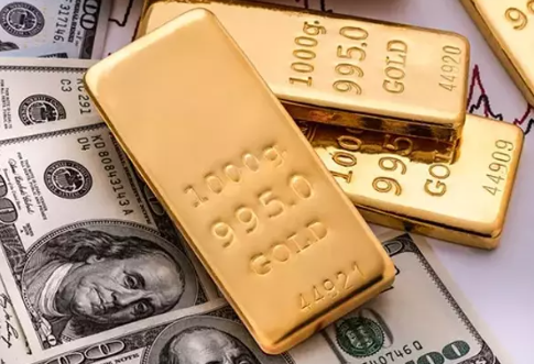 Foto - Vatandaşlar bankalara akın etti! Herkes varını yoğunu, parasını oraya koyuyor