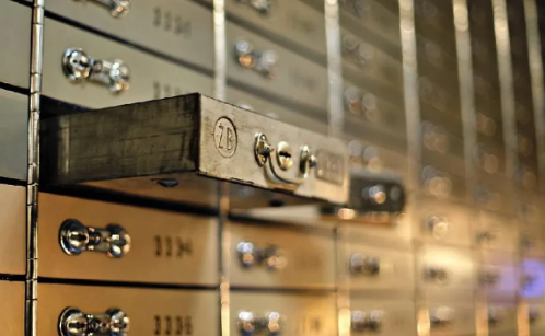 Foto - Vatandaşlar bankalara akın etti! Herkes varını yoğunu, parasını oraya koyuyor