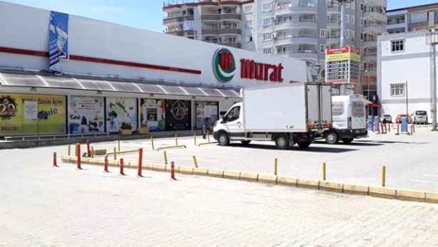 Foto - Vatandaşlar endişeli! Market çalışanı koronavirüsten öldü