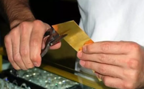 Foto - Vatandaşlar evini arabasını satıp bu altından almaya başladı! Kuyumcular 'dikkat' diyerek uyardı