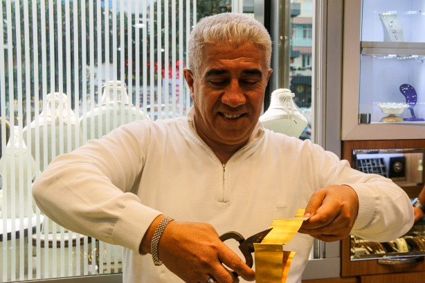 Foto - Vatandaşlar evini arabasını satıp bu altından almaya başladı! Kuyumcular 'dikkat' diyerek uyardı