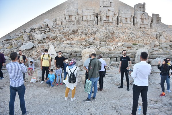 Foto - Vatandaşlar 'güneşin doğduğu yer'e akın etti