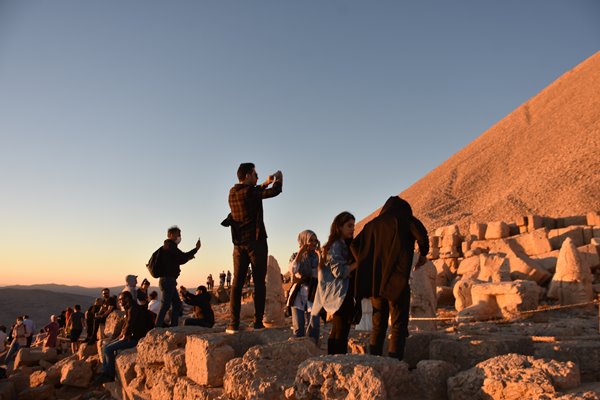 Foto - Vatandaşlar 'güneşin doğduğu yer'e akın etti