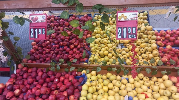 Foto - Vatandaşlar tepki gösteriyor! Markette 30, pazarda 10 lira