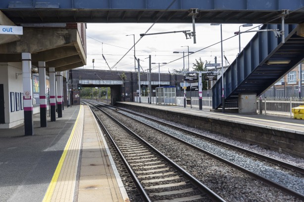 Foto - Vatandaşlar tüm planlarını değiştiriyor! İngiltere'yi sarsan karar
