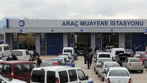 Foto - Vatandaşlar TÜVTÜRK'e isyan etti! "Alman İngiliz ortaklığıyla soygun"