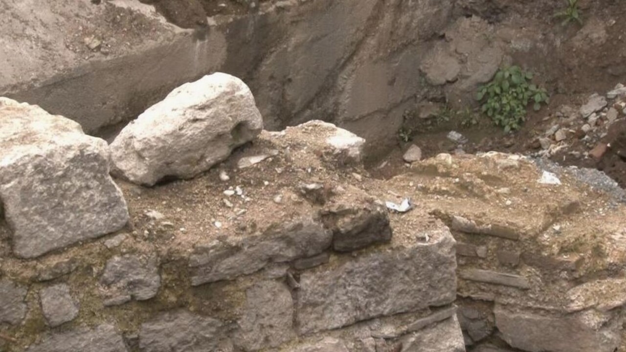 Foto - Vatandaşlar ve esnaf isyan etti! İBB'den bitmeyen yol çilesi