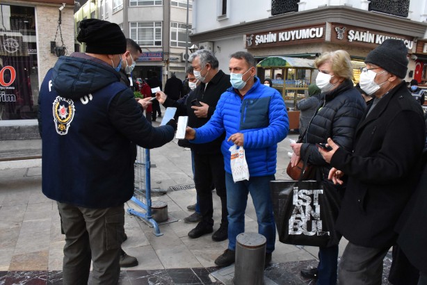 Foto - Vatandaşlara hoparlörler ile çağrılar yapılıyor