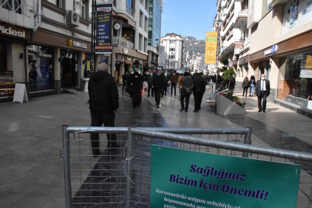 Vatandaşlara hoparlörler ile çağrılar yapılıyor
