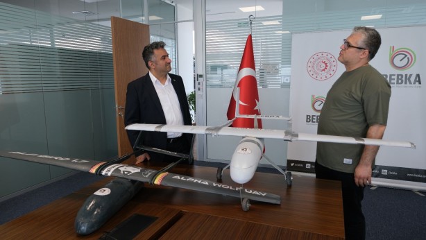 Foto - Vatandaşların beğenisine sunuluyor! Türk öğrencilerden yeni İHA