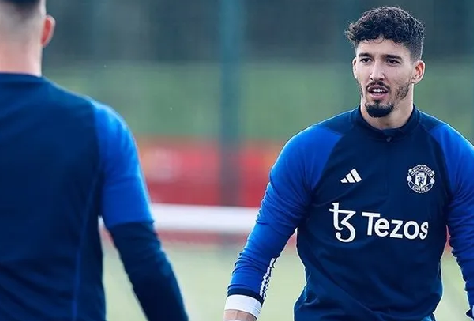 Foto - Ve 4 yıllık anlaşma! İşte Altay Bayındır’ın yeni adresi… Çalışmalarında ter döktü ve!