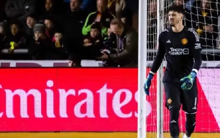 Foto - Ve 4 yıllık anlaşma! İşte Altay Bayındır’ın yeni adresi… Çalışmalarında ter döktü ve!