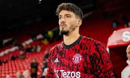 Foto - Ve 4 yıllık anlaşma! İşte Altay Bayındır’ın yeni adresi… Çalışmalarında ter döktü ve!