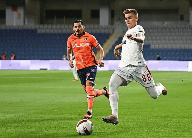 Foto - Ve Cimbom'da 2 ayrılık! Anlaşma sağlandı...