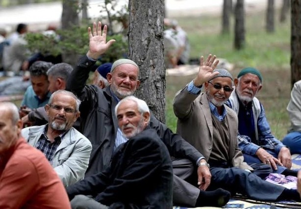 Ve destek paketi netleşti! Emeklilere artık resmen ücretsiz olacak