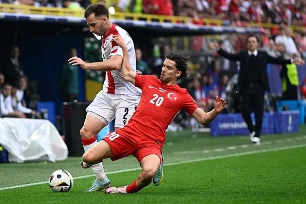 Foto - Ve Ferdi Kadıoğlu gidiyor! Transferde flaş gelişme...