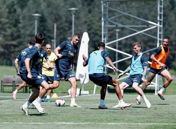 Foto - Ve Ferdi Kadıoğlu gidiyor! Transferde flaş gelişme...