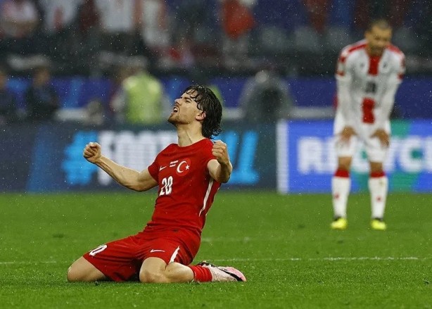 Foto - Ve Ferdi Kadıoğlu gidiyor! Transferde flaş gelişme...