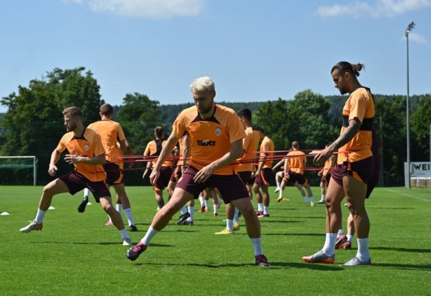 Foto - Ve Galatasaray'da mutlu son! Yıldız oyuncu İstanbul'a geliyor...