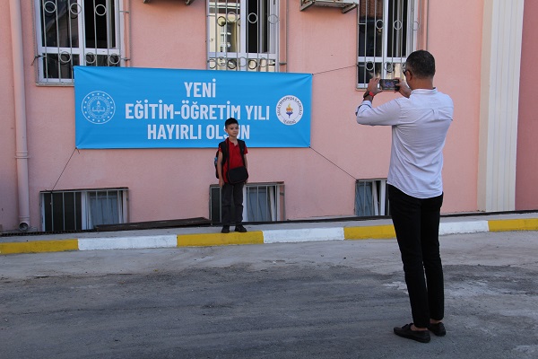 Ve heyecan başladı! İlk ders zili çaldı