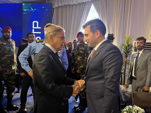 Ve imzalar atıldı! Kardeş ülkede Baykar rüzgarı