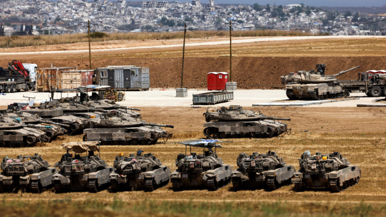 Foto - Ve işgal resmen başladı ...