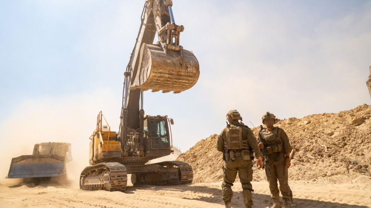 Ve işgal resmen başladı ...