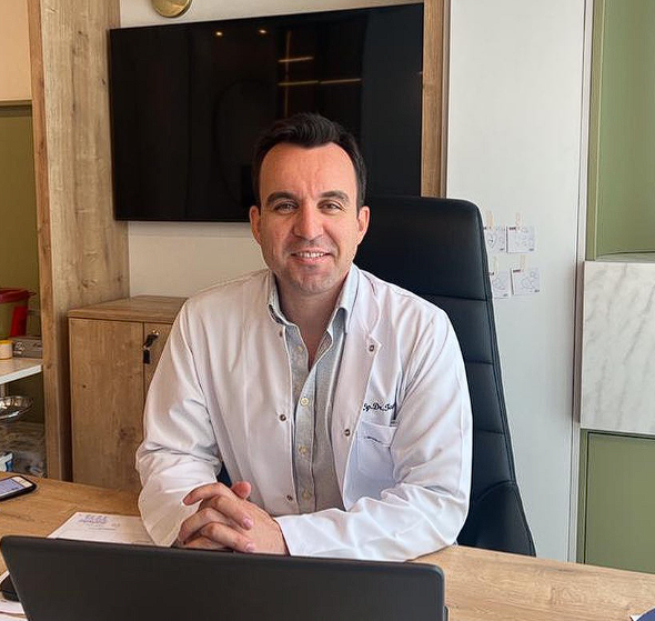 Foto - Ve lağım çok fena patladı! O fenomenlerle ilgili mide bulandıran iddialar! Meğer tesettürlü kadının… Sizi kaç umre paklar be