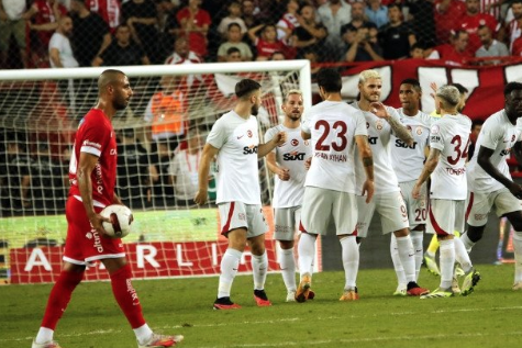 Foto - Ve müjde verildi! Yeniden gündeme geldi: Gündemi altüst edecek transfer!