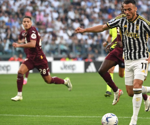 Foto - Ve müjde verildi! Yeniden gündeme geldi: Gündemi altüst edecek transfer!