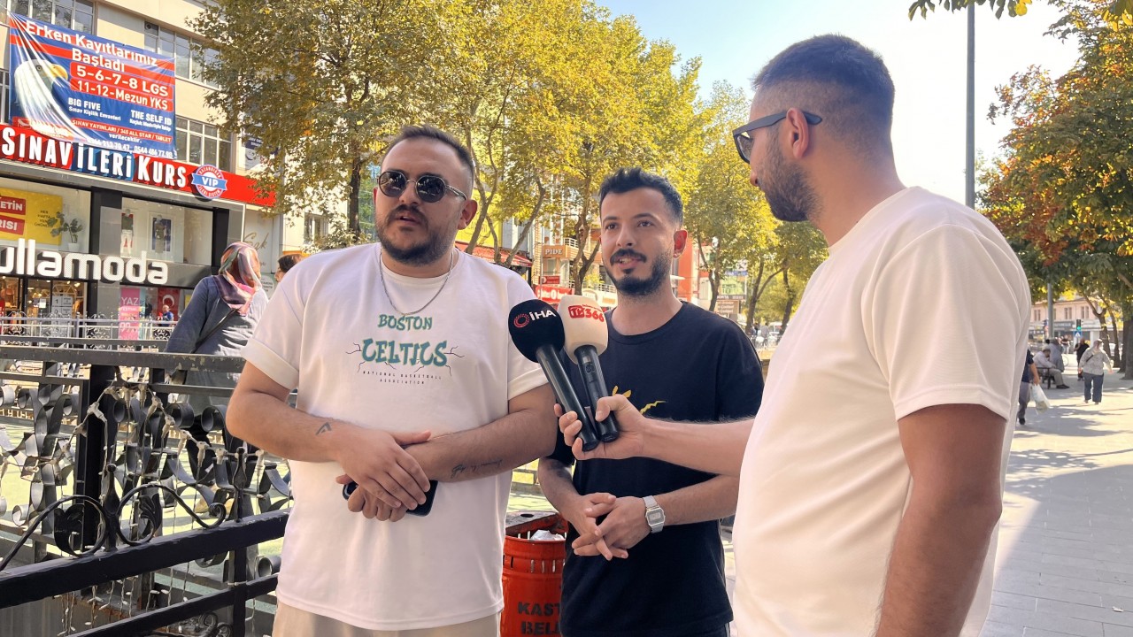 Foto - Ve o haber geldi, ortalık şaşkına uğradı: Fenerbahçe taraftarları, Mourinho'nun gidişi sonrası…