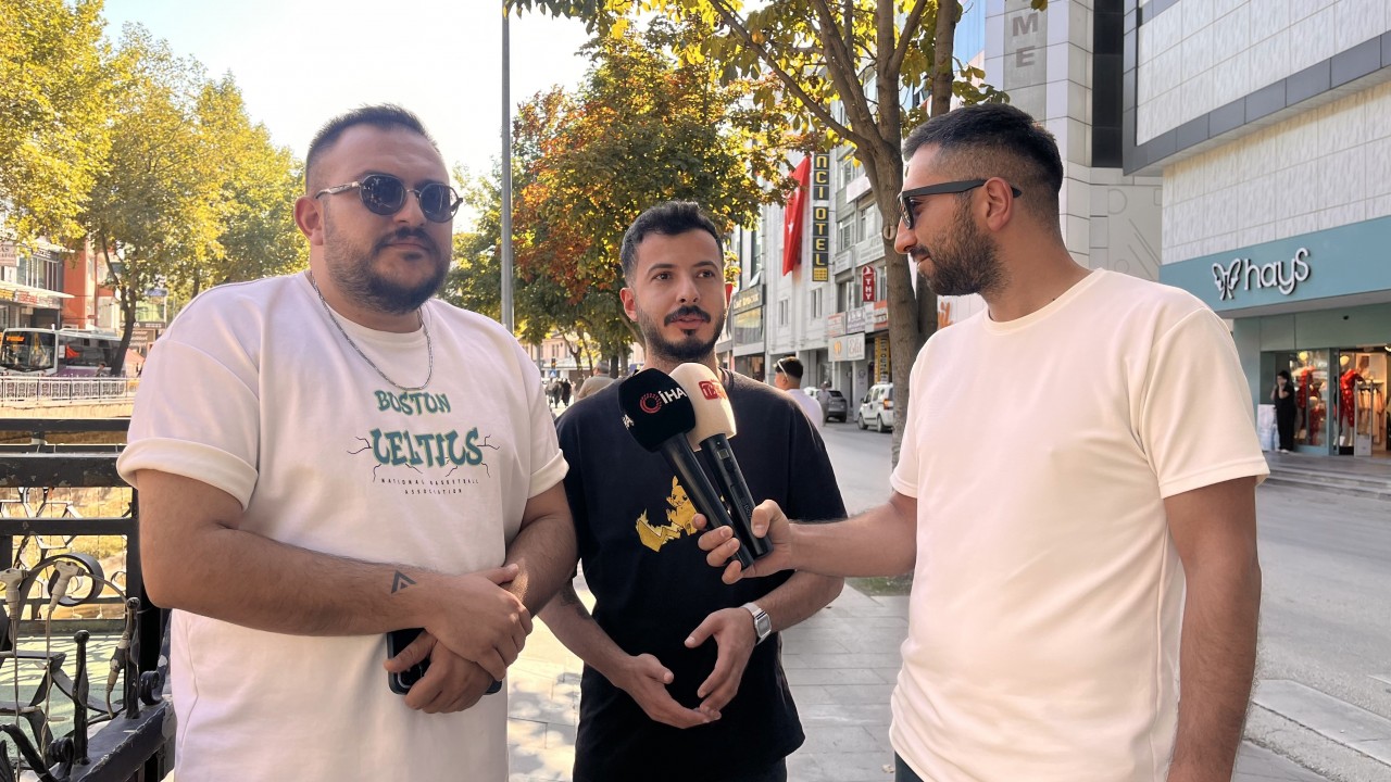 Foto - Ve o haber geldi, ortalık şaşkına uğradı: Fenerbahçe taraftarları, Mourinho'nun gidişi sonrası…