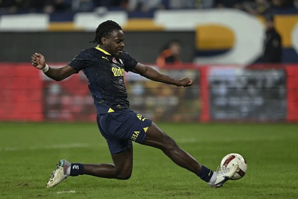 Foto - Ve Osayi Premier Lig'e! Sezon sonu...