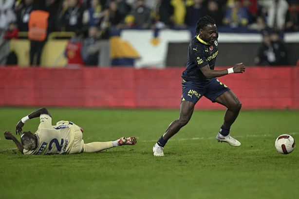 Foto - Ve Osayi Premier Lig'e! Sezon sonu...