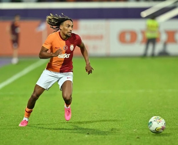 Foto - Ve Sacha Boey geri dönüyor! Anlaşma sağlandı...