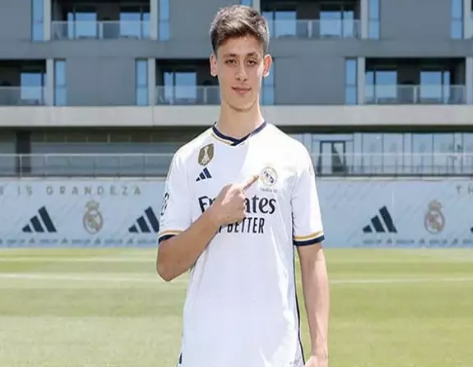 Ve sonunda bu da oldu! Arda ile ilgili flaş gelişme! Duyanın ağzı bir karış açık kaldı