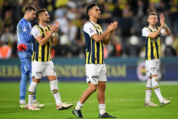 Foto -  Ve tüm Fenerbahçe'ye o büyük müjde verildi! Sonunda geliyor! Milyonlarca taraftar havalara zıplayacak
