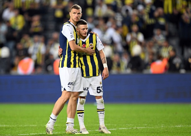 Foto -  Ve tüm Fenerbahçe'ye o büyük müjde verildi! Sonunda geliyor! Milyonlarca taraftar havalara zıplayacak
