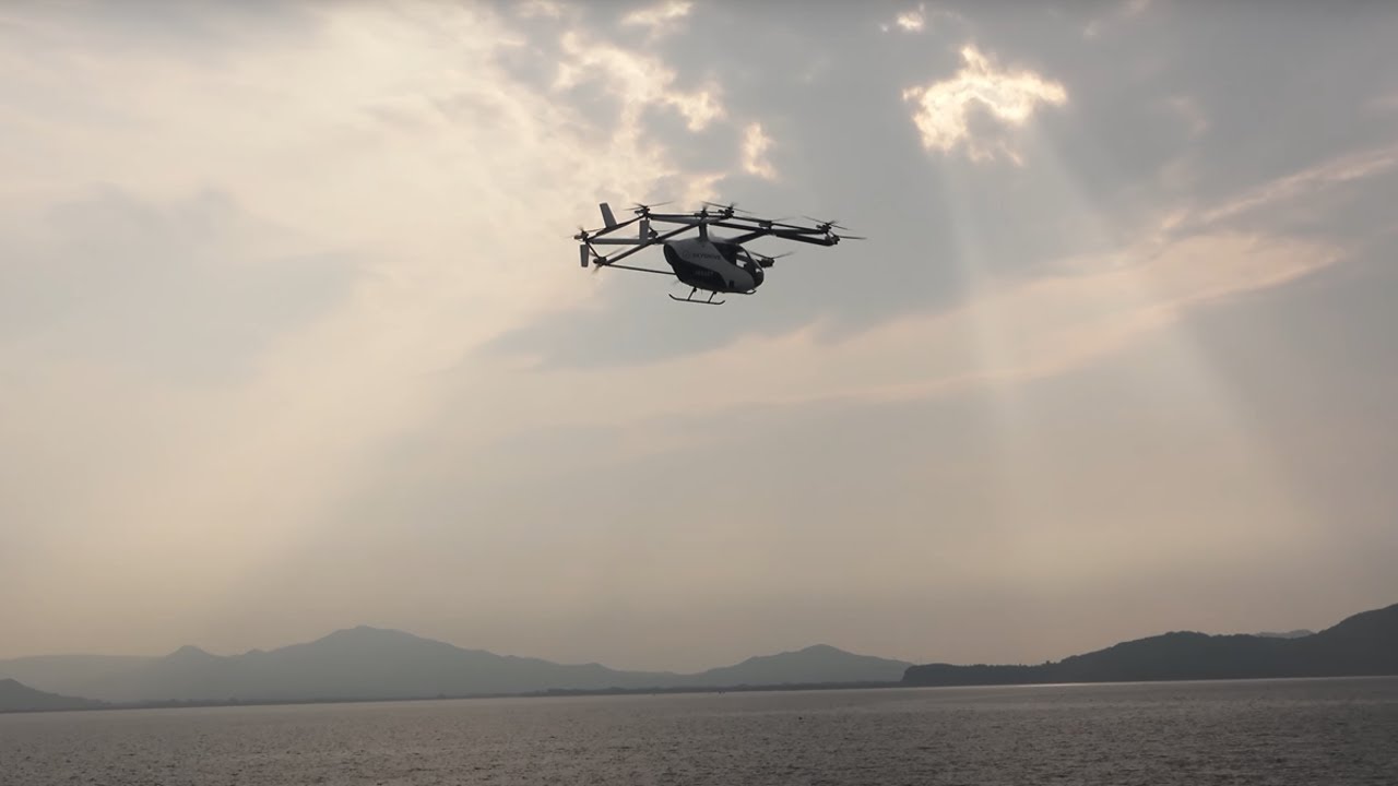 Ve uçan araba havalandı! Bilet fiyatı belli oldu