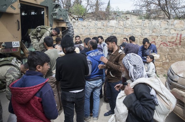 Foto - Vefalı Türk yine geldi: Afrin'e yardım eli