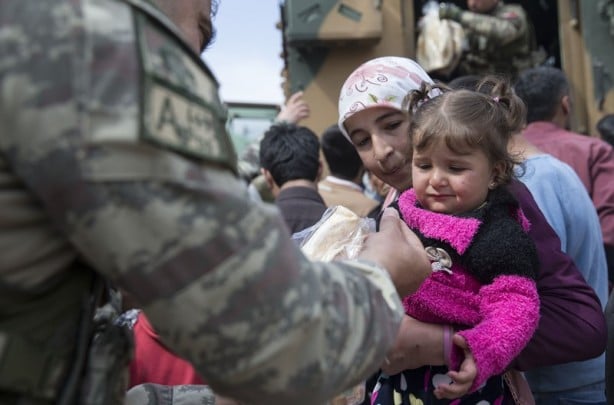 Foto - Vefalı Türk yine geldi: Afrin'e yardım eli
