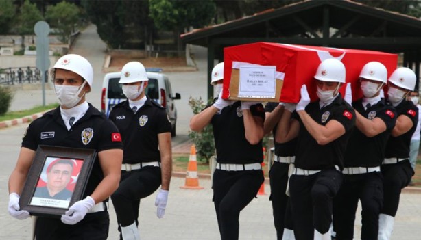 Foto - Vefat eden polis memuruna son görev