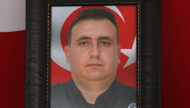 Vefat eden polis memuruna son görev