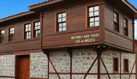 Foto - Vefatına hükümet ilgi göstermemiş, duyurmamıştı... Ancak haberi alan gençlik...