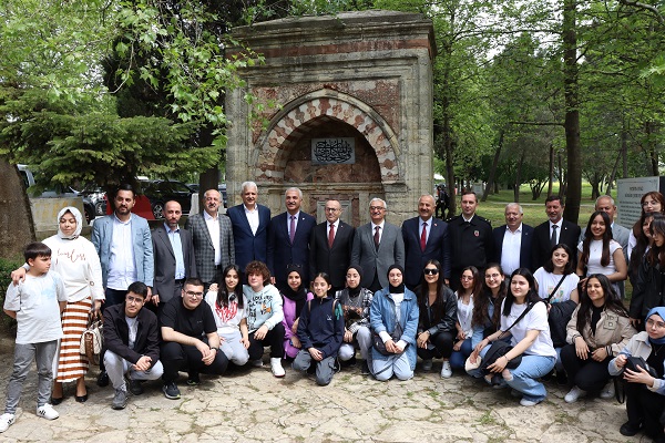 Foto - Vefatının üzerinden tam 542 yıl geçti